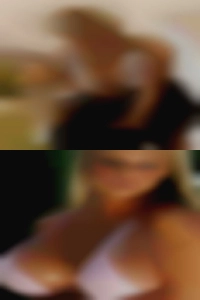 Like to to piss on her work woman looking for man up to fun. Like to to piss on her work woman looking for man up to fun.